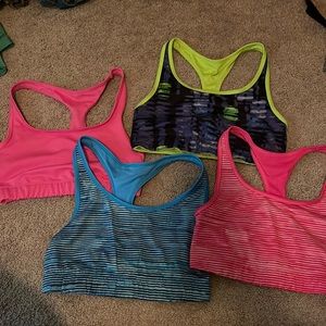 4 medium reversible target sports bras